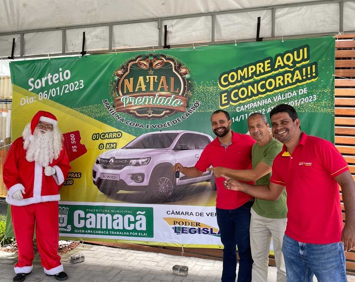 Camacã: Prefeito Paulo do Gás participa da apresentação do carro 0k da campanha Natal Premiado CDL

